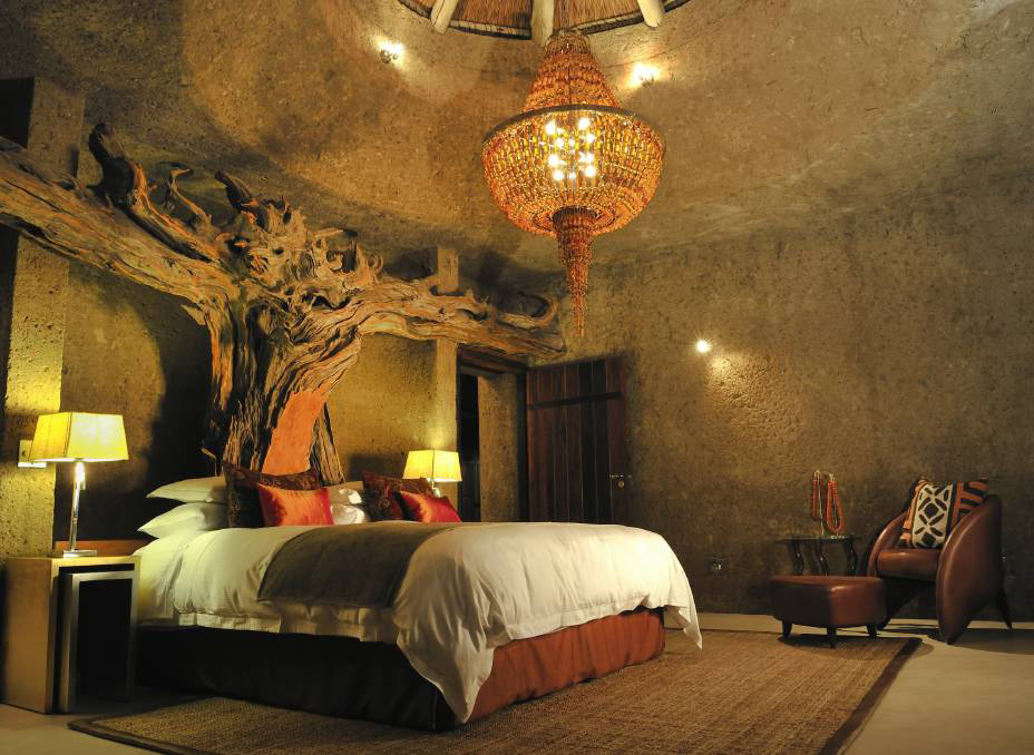 The amazing tree sculpture inside the Amber Presidential Suite at Earth Lodge, South Africa.